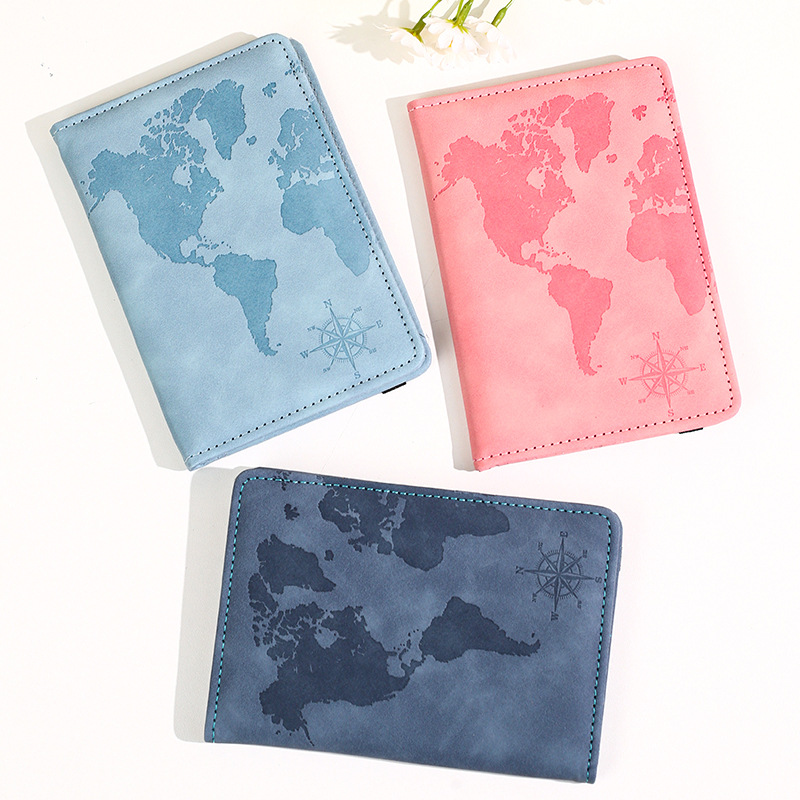 New Map Printed Passport Holde - Travel Accessories India 评论和价格