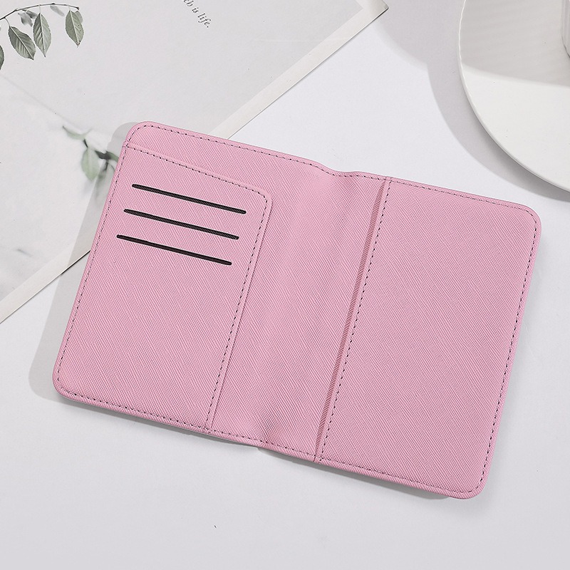 Hello Kitty Women Passport Cov - Travel Accessories India 评论和价格