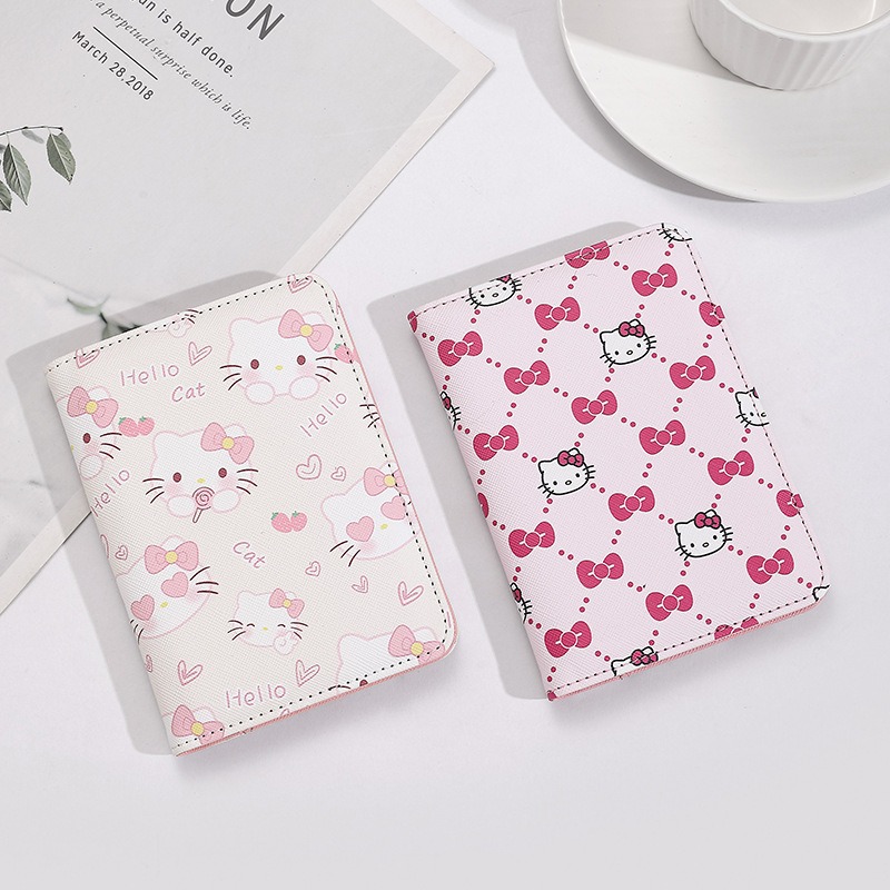 Hello Kitty Women Passport Cov - Travel Accessories India 评论和价格